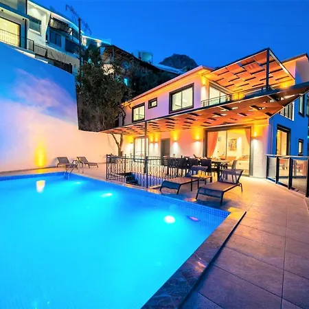 Ocean Villa *